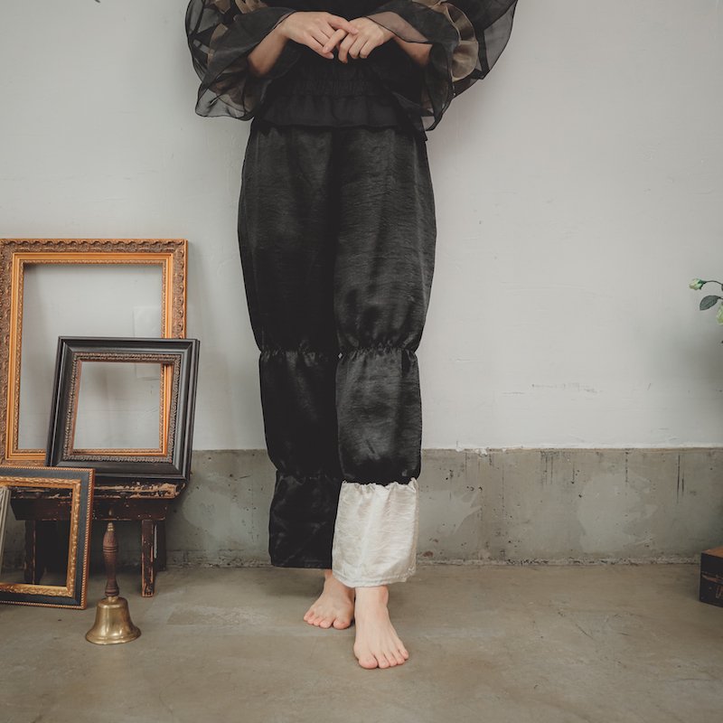 サテンティアードパンツ/0（145~155）・1（Free）