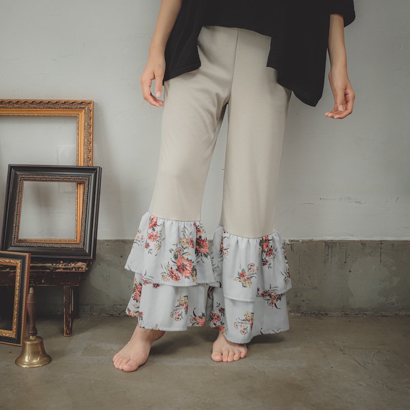 サテン花柄フリルパンツ/0（145~155）・1（Free）